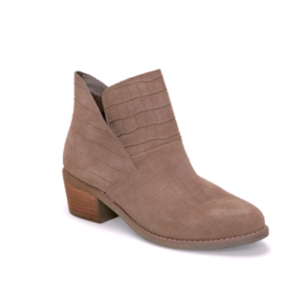 Me Too Booties - Size 6